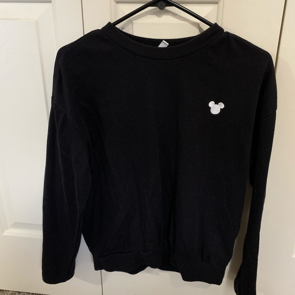 black longe sleeve with mickey